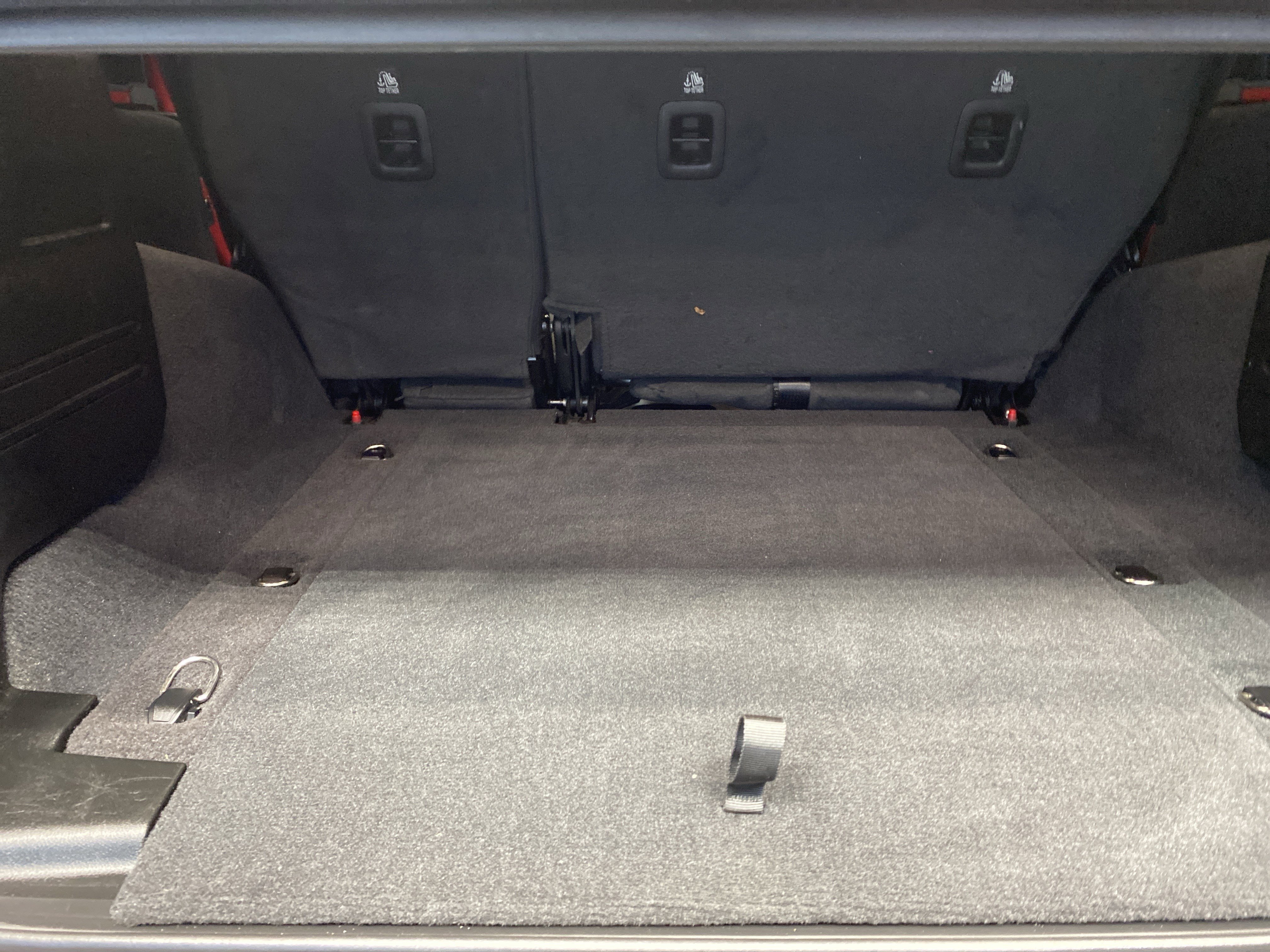 Certified 2023 Jeep Wrangler Willys AWD/4WD image 32