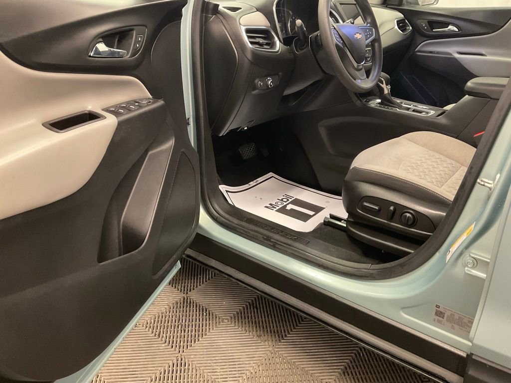 Used 2022 Chevrolet Equinox LT image 4