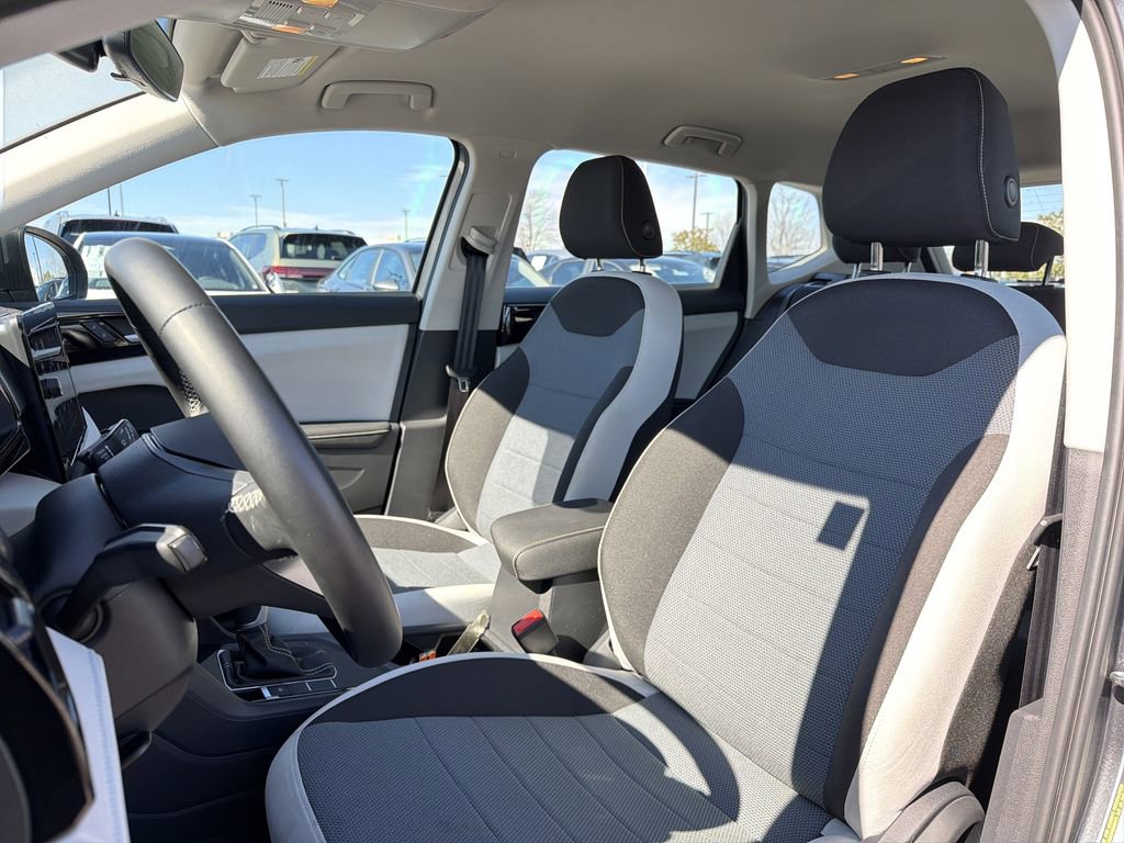 Used 2025 Volkswagen Taos S image 12