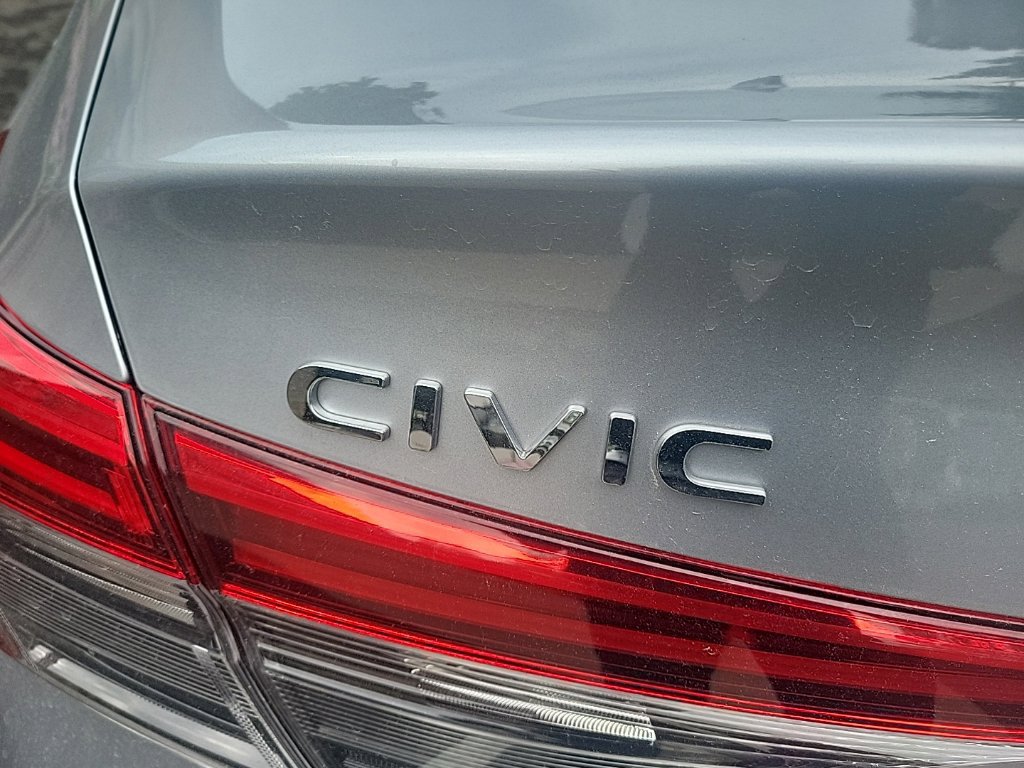 Used 2024 Honda Civic Sport image 11