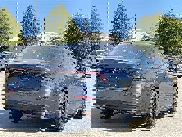 New 2025 Honda Accord SE image 4