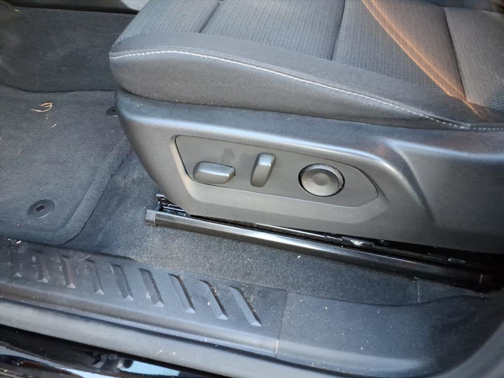 Used 2024 Chevrolet Colorado LT w/ LT Convenience Package II image 8