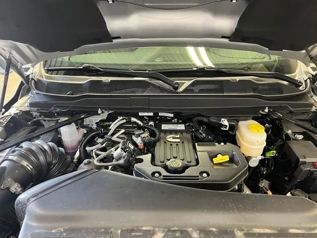 New 2026 RAM 2500 Laramie w/ Night Edition AWD/4WD image 27
