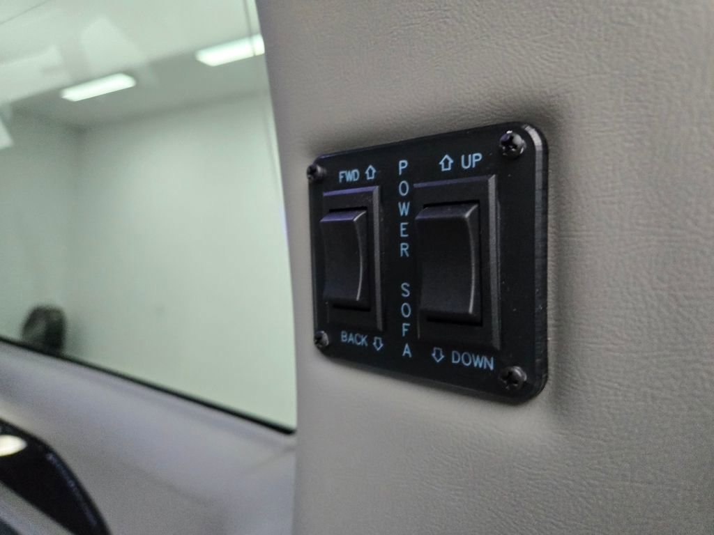 New 2024 GMC Savana 2500 image 8