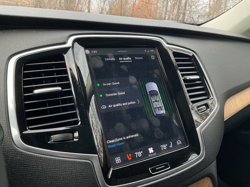 Certified 2025 Volvo XC90 B6 Plus image 23