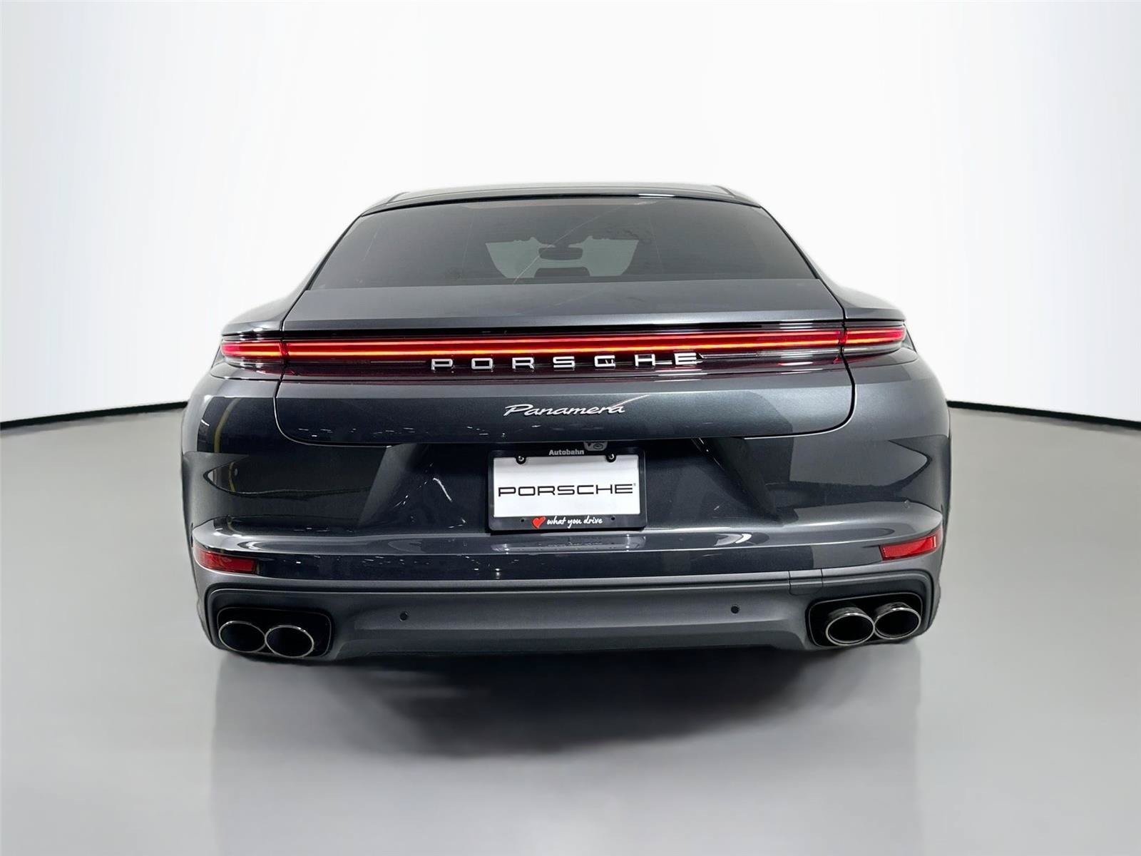 Certified 2024 Porsche Panamera image 6