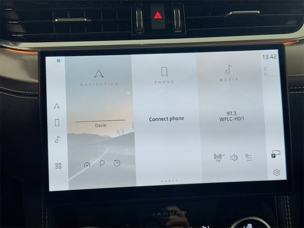 New 2026 Jaguar F-PACE R-Dynamic S image 15