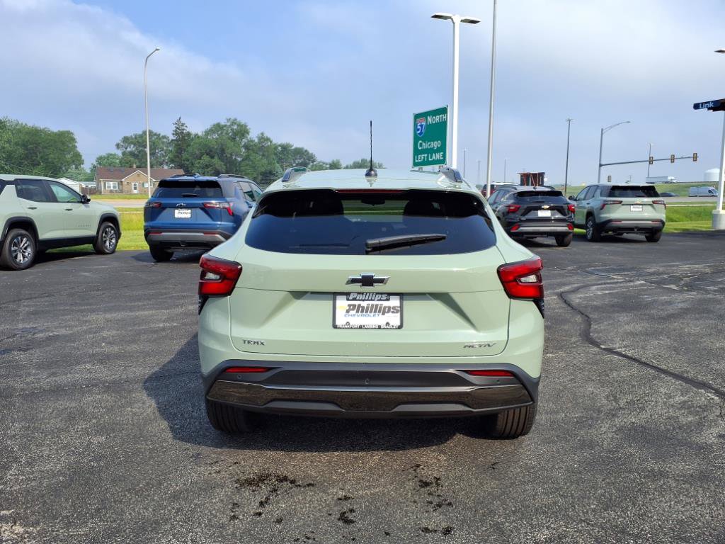 New 2025 Chevrolet Trax ACTIV w/ Driver Confidence Package image 5