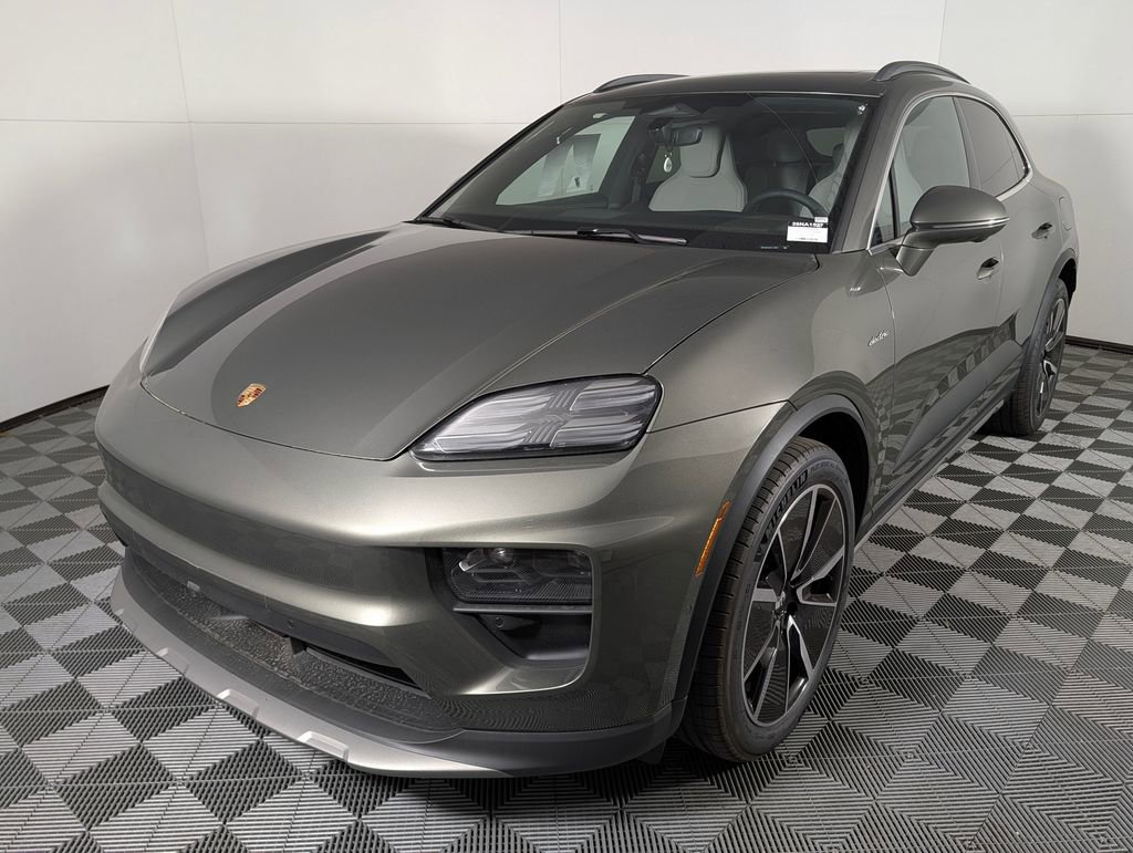 New 2026 Porsche Macan 4S Electric image 1