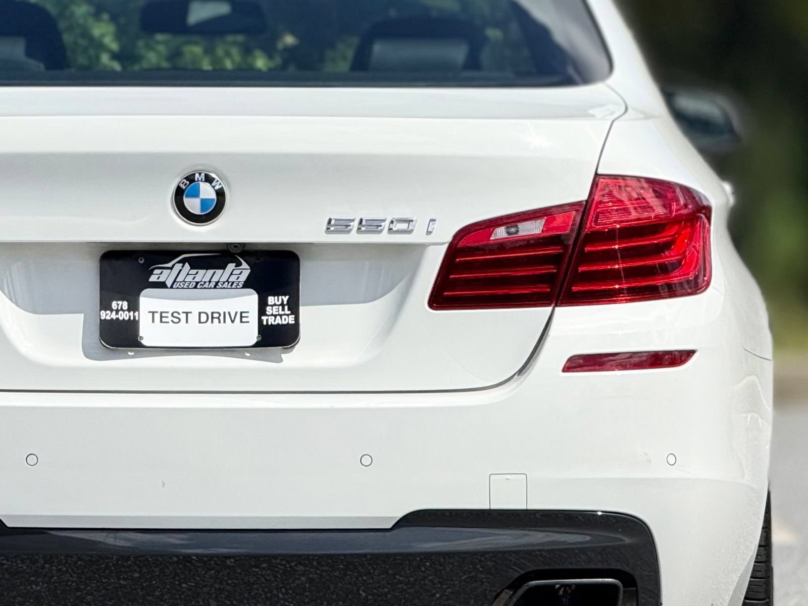 Used 2015 BMW 550i Sedan RWD image 17