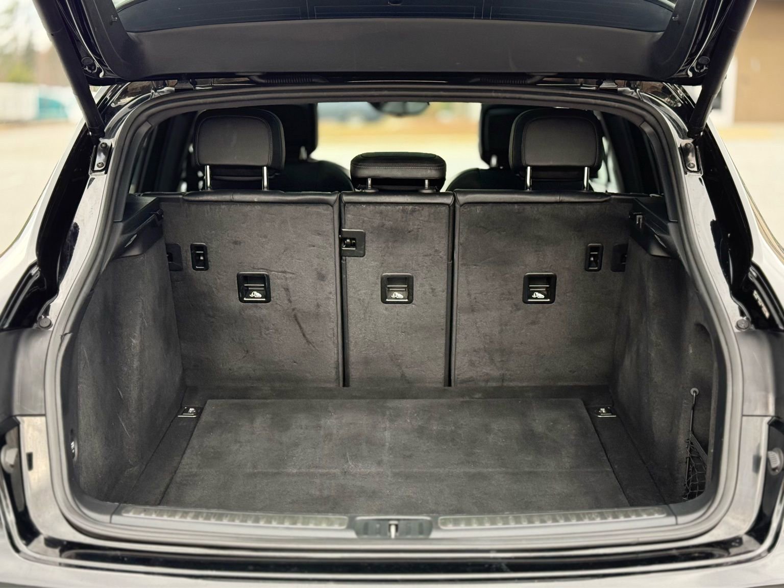 Used 2018 Porsche Macan Sport Edition image 50