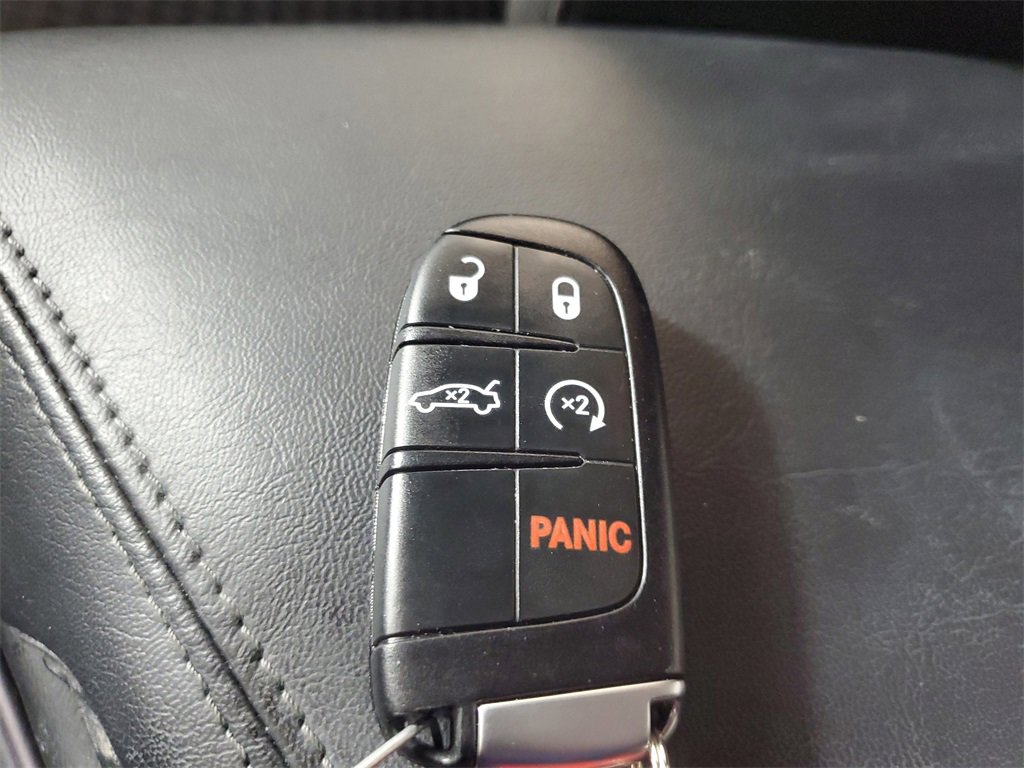 Used 2023 Dodge Challenger R/T w/ Blacktop Package image 24