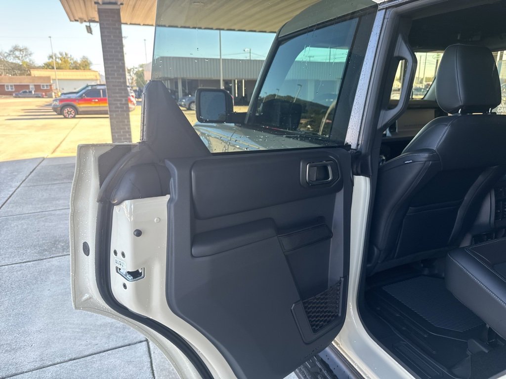 New 2025 Ford Bronco Outer Banks w/ Sasquatch Package image 20
