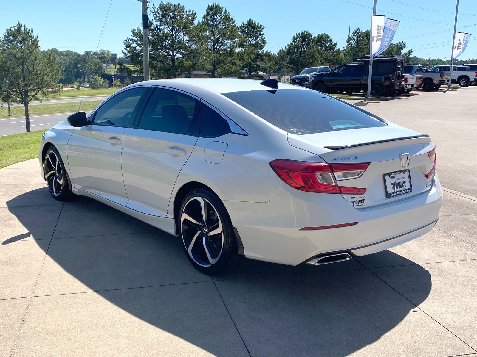 Used 2022 Honda Accord Sport Special Edition image 4