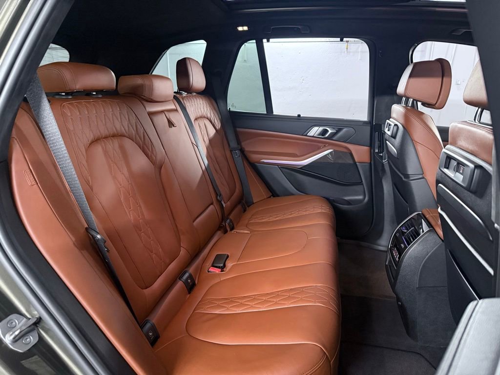 Used 2022 BMW X5 xDrive45e w/ M Sport Package image 31