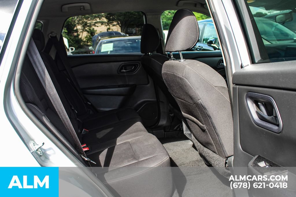 Used 2024 Nissan Rogue S FWD image 18