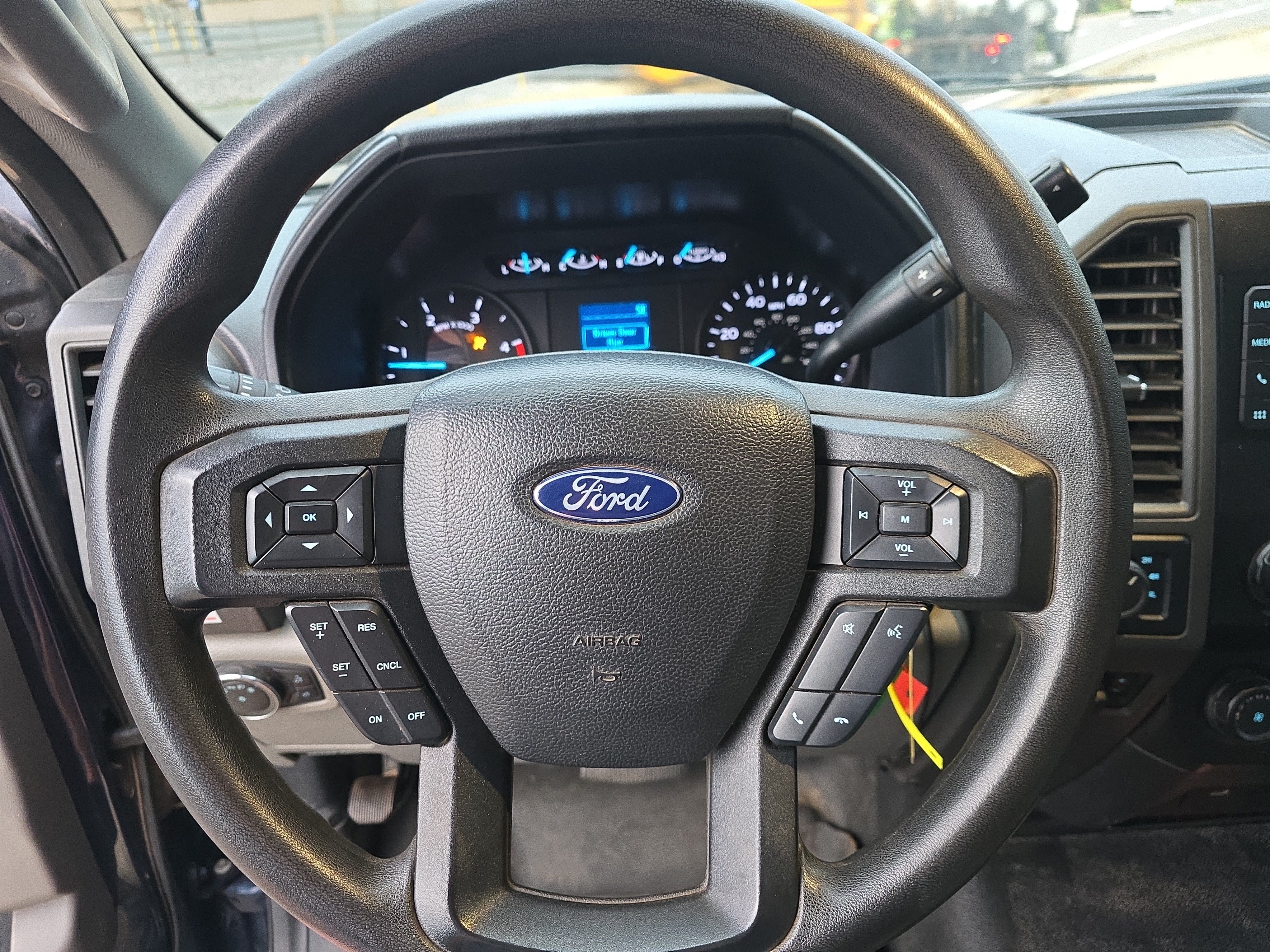 Used 2020 Ford F550 4x4 Regular Cab Super Duty image 15