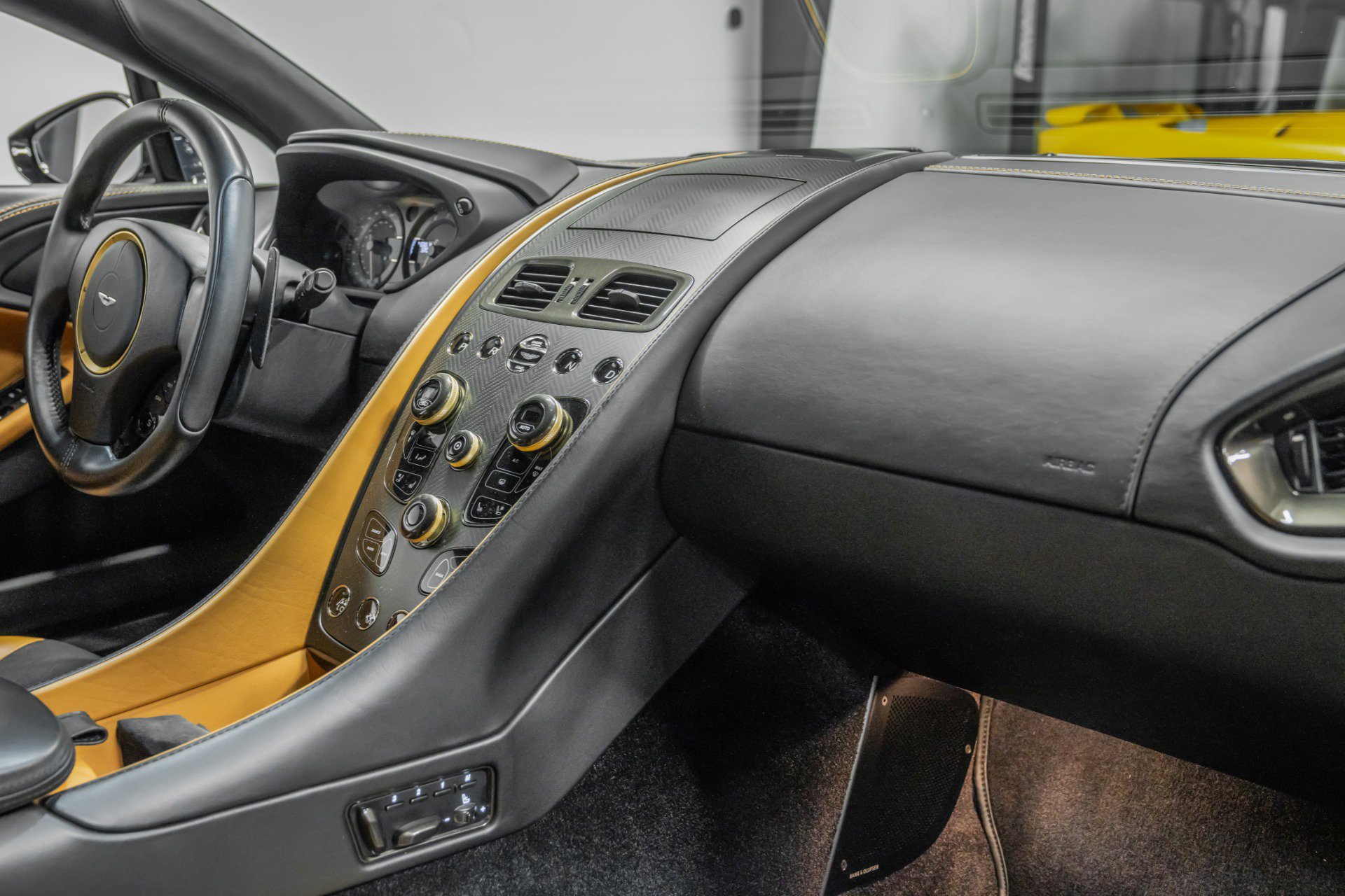 Used 2019 Aston Martin Vanquish Zagato image 13