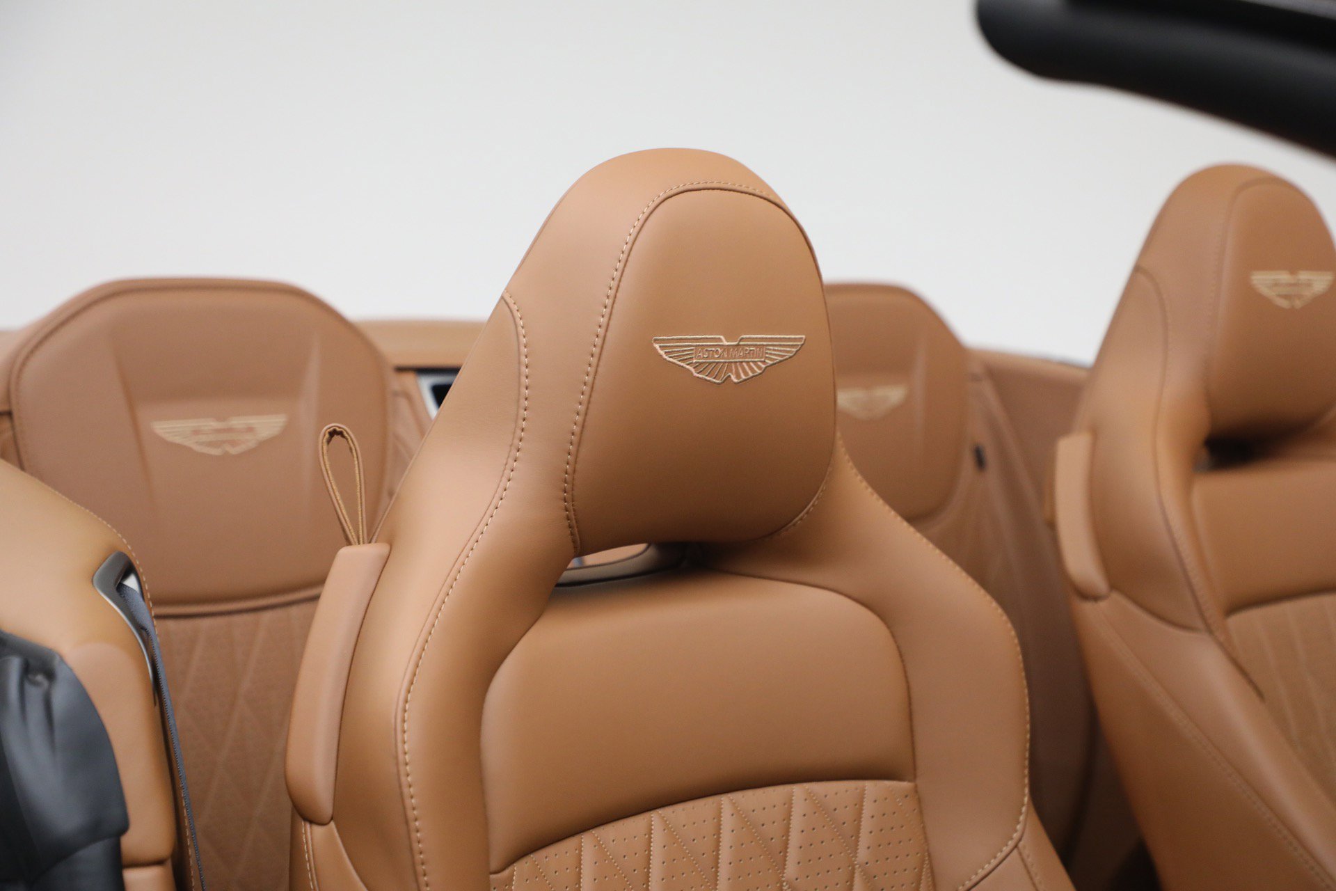 New 2026 Aston Martin DB12 Convertible image 36