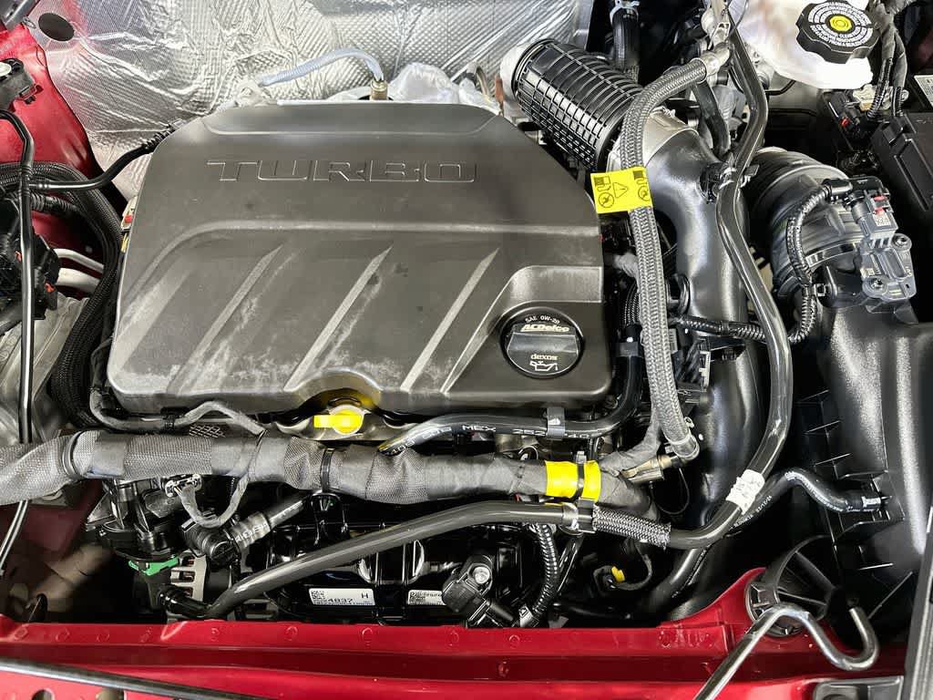Used 2025 Chevrolet Trax RS FWD image 9