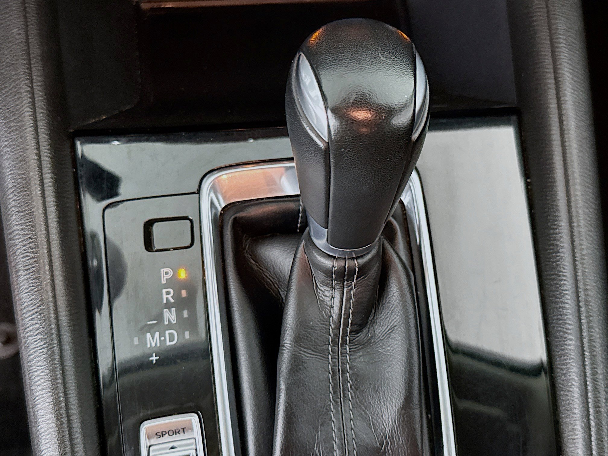 Used 2018 MAZDA CX-5 Touring w/ Preferred Equipment Package FWD image 19
