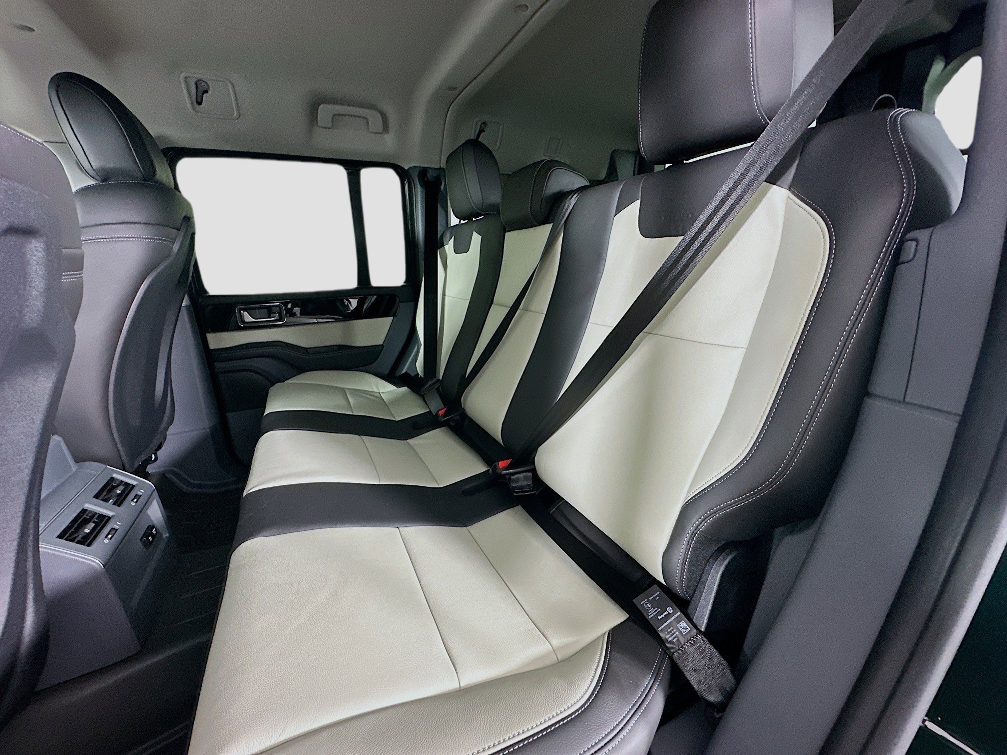 New 2025 INEOS Grenadier AWD/4WD image 36