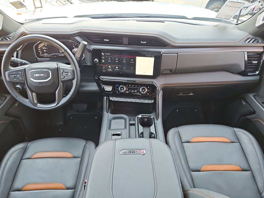 Used 2025 GMC Sierra 2500 AT4 image 13