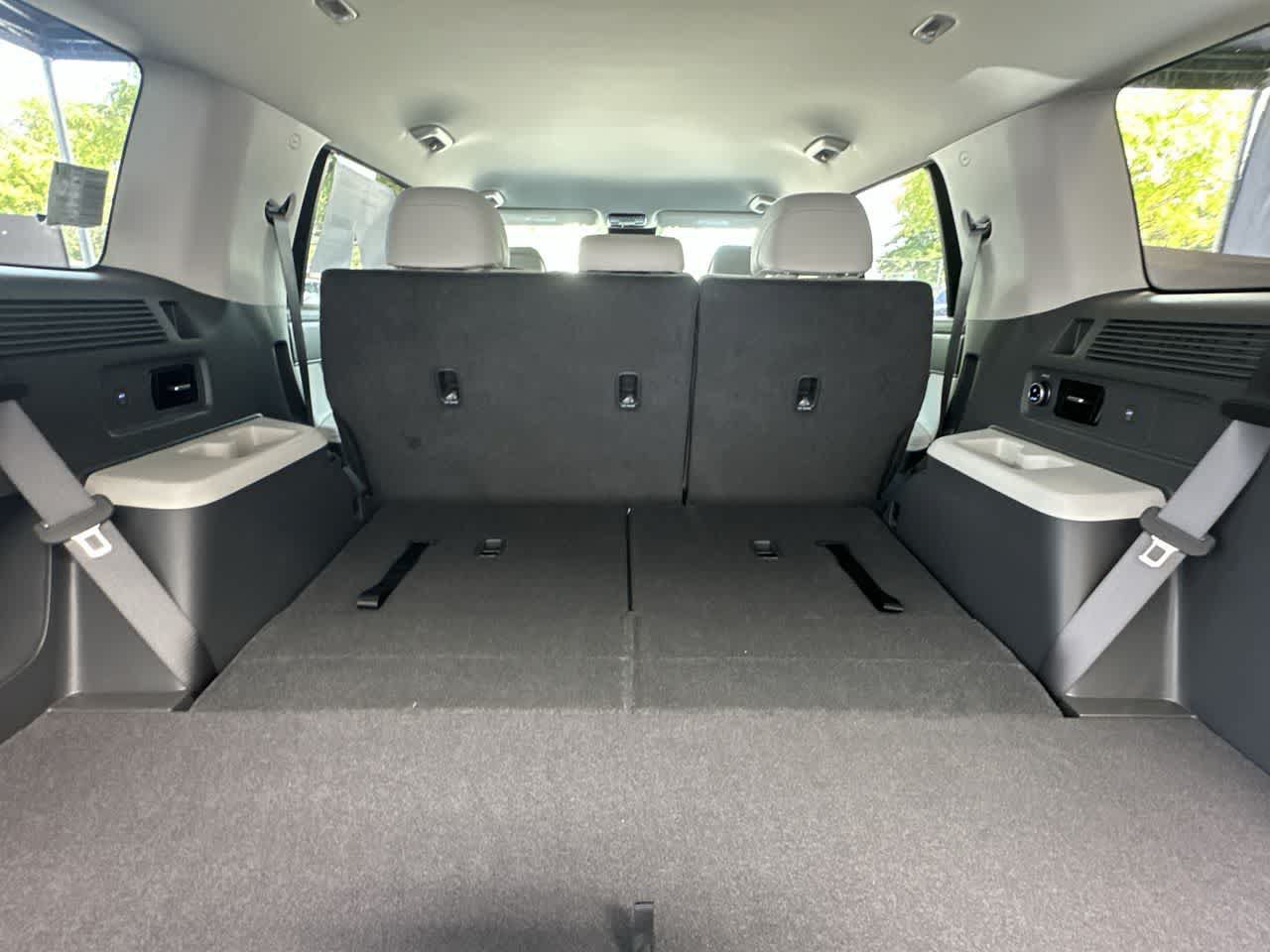 New 2027 Hyundai Santa Fe SEL FWD image 25