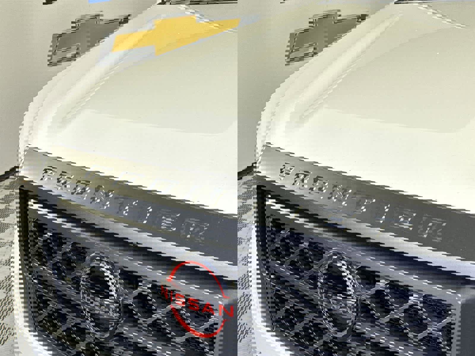 Used 2024 Nissan Frontier PRO-4X w/ Technology Package image 10