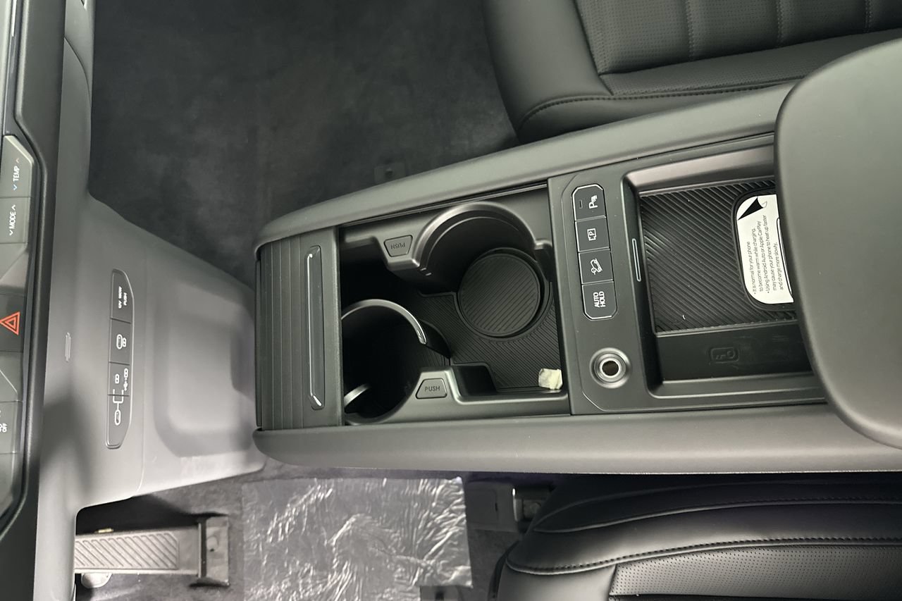 New 2027 Kia EV9 Land AWD/4WD image 9