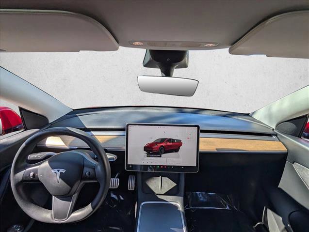 Used 2022 Tesla Model Y Performance image 17