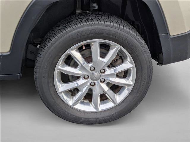 Used 2014 Jeep Cherokee Limited w/ Luxury Group image 23