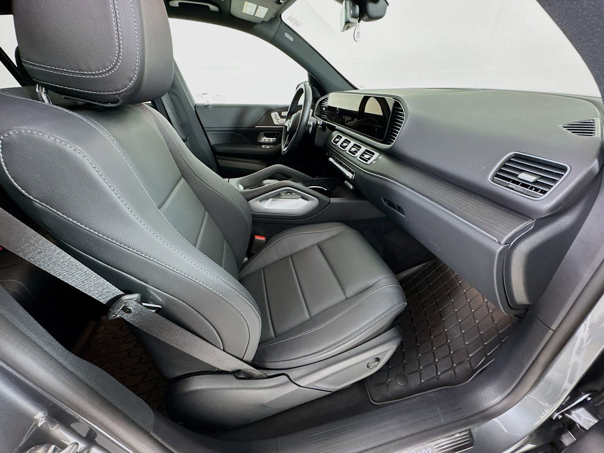 Used 2026 Mercedes-Benz GLE 350 4MATIC image 31