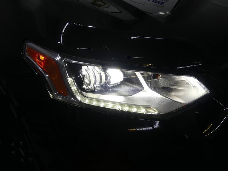 Used 2018 Chevrolet Traverse Premier w/ Redline Edition AWD/4WD image 15