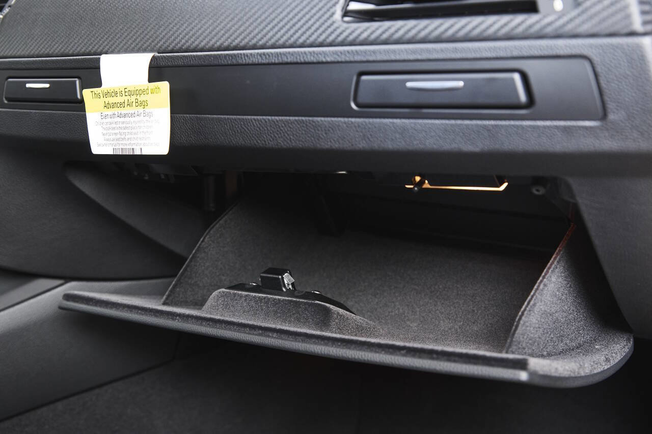 Used 2013 BMW M3 Coupe image 56