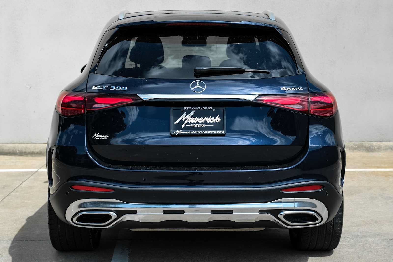 Used 2024 Mercedes-Benz GLC 300 4MATIC image 10