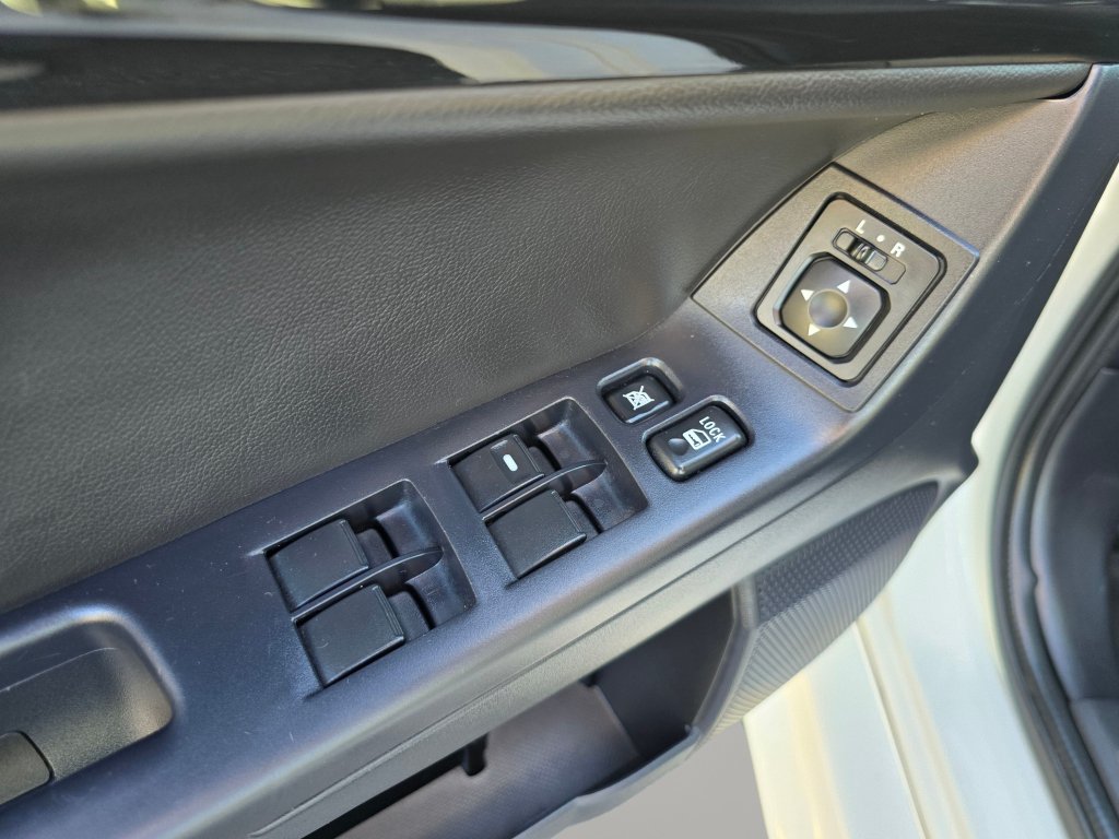Used 2015 Mitsubishi Lancer Evolution MR AWD/4WD image 21