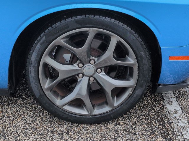Used 2015 Dodge Challenger R/T Plus RWD image 11