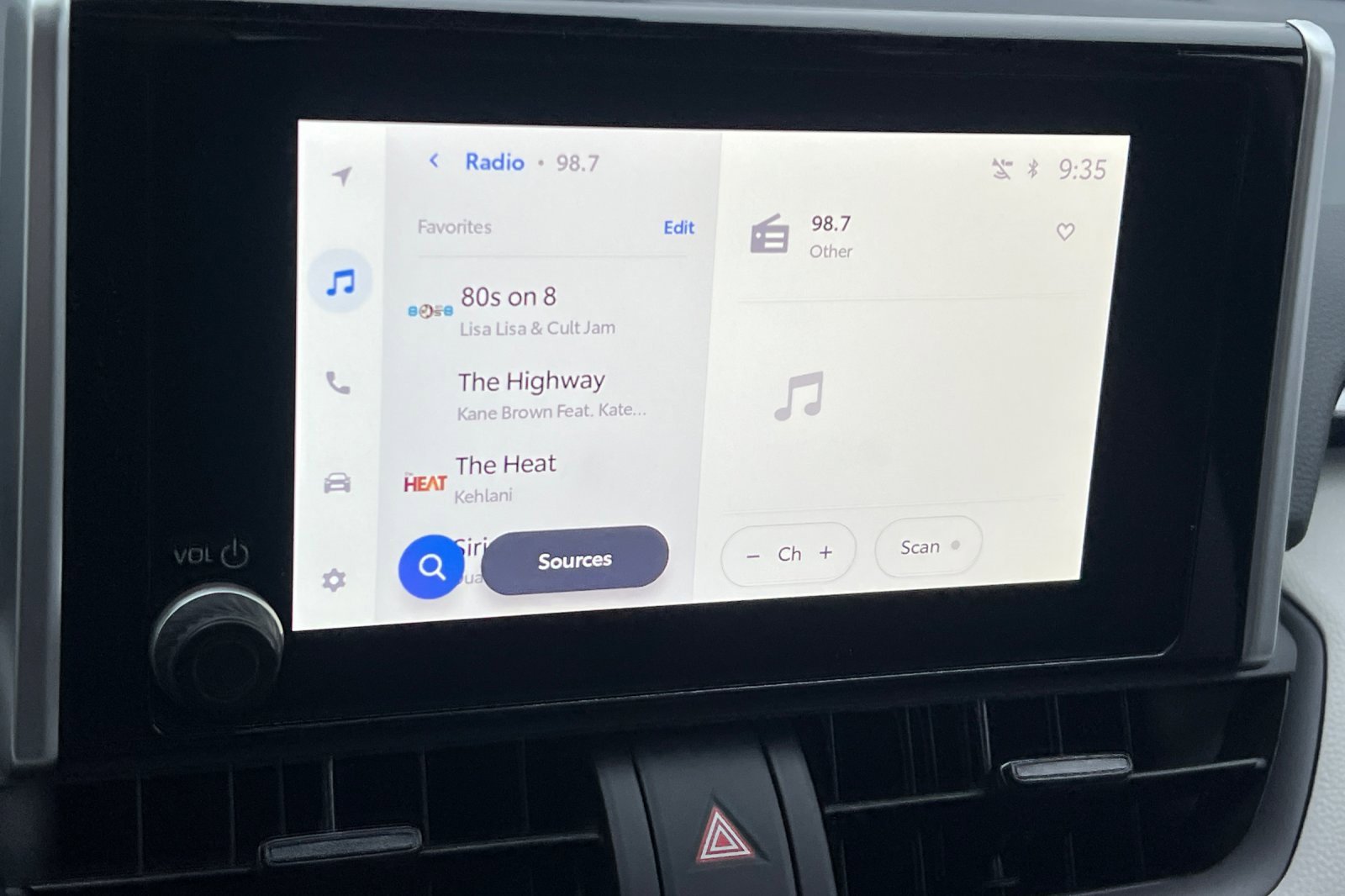 New 2025 Toyota RAV4 XLE w/ Convenience Package image 15