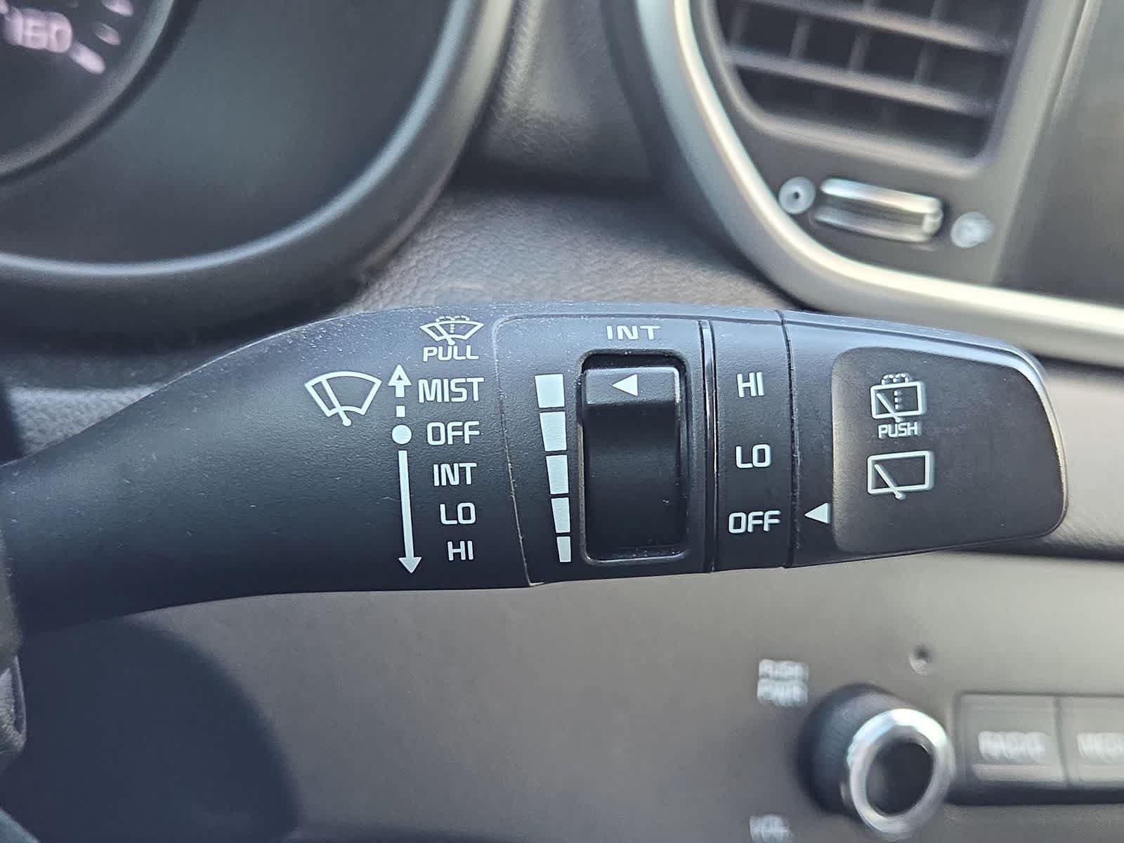 Used 2020 Kia Sportage LX FWD image 25