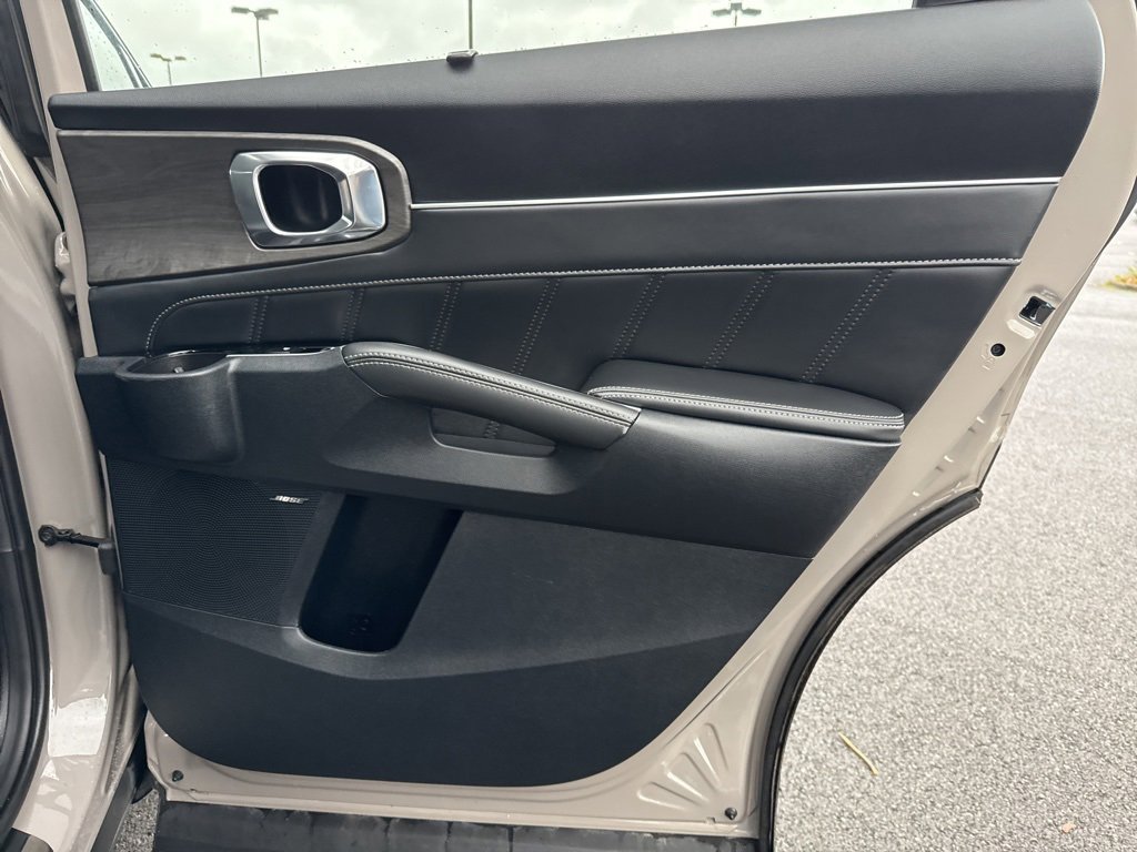 Used 2024 Kia Sorento SX Prestige image 26