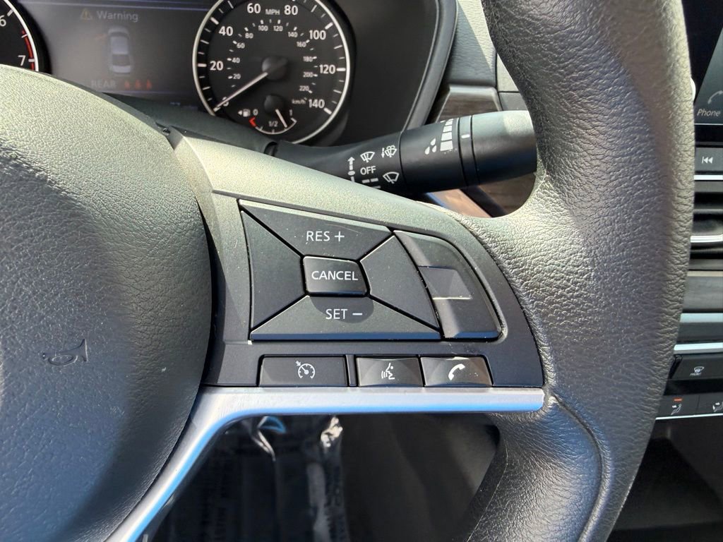 Used 2025 Nissan Altima 2.5 SV FWD image 22