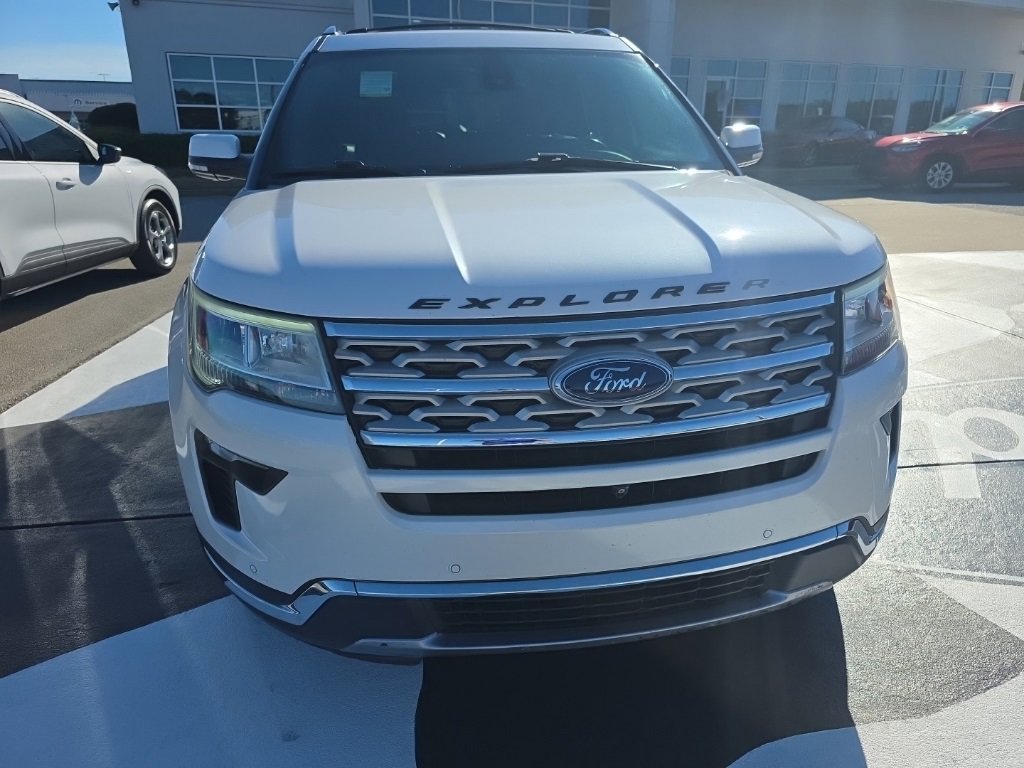 Used 2018 Ford Explorer Limited w/ Equipment Group 301A image 4