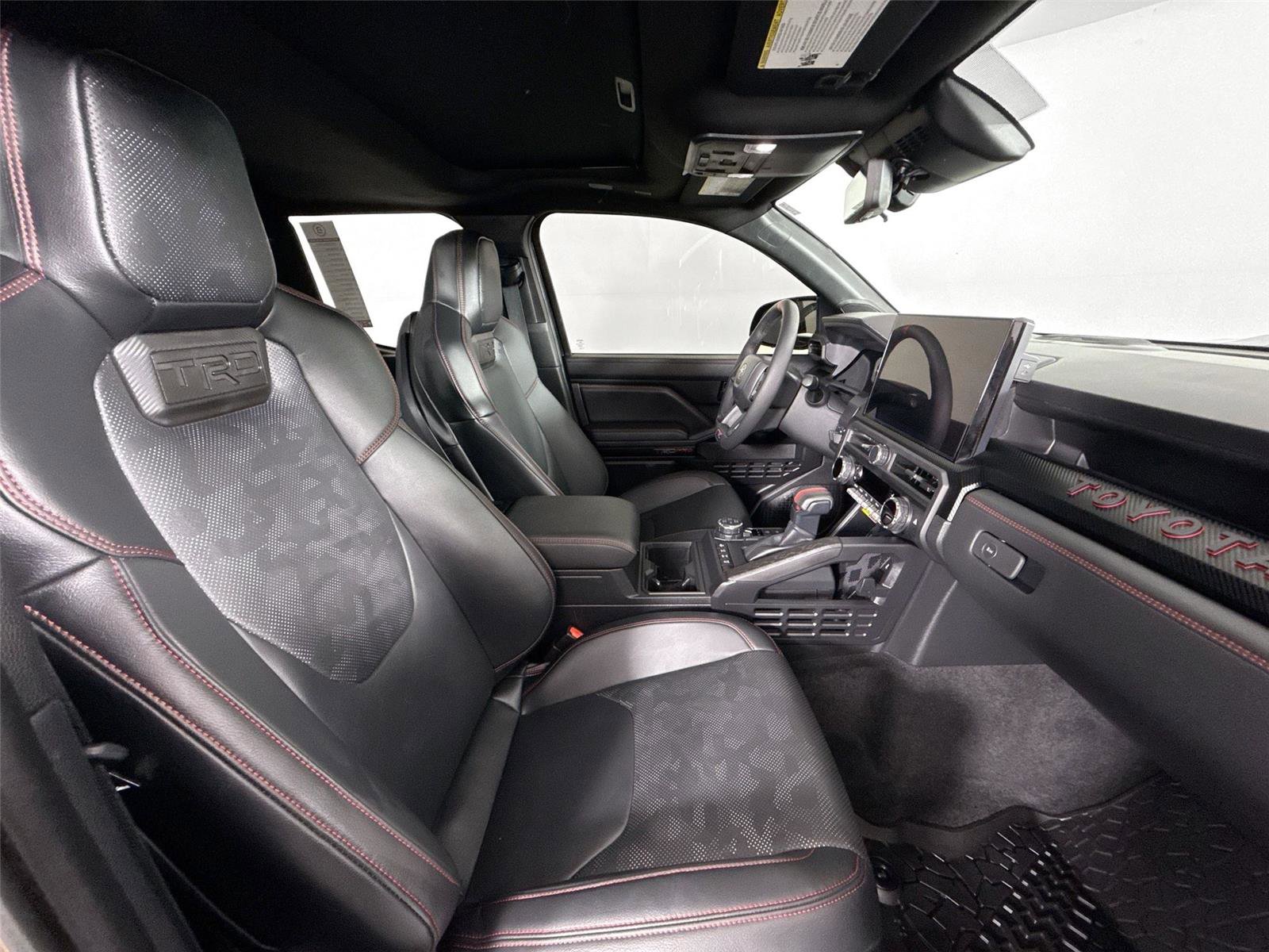 Used 2025 Toyota Tacoma TRD Pro AWD/4WD image 43