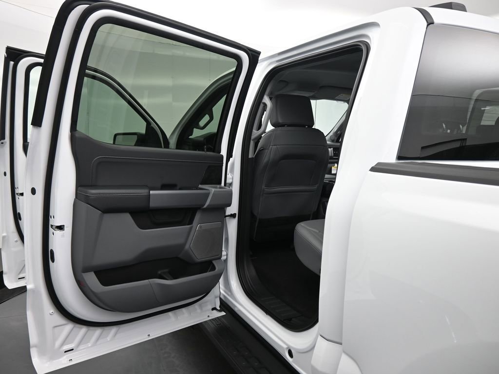 New 2025 Ford F150 Lightning Flash image 19