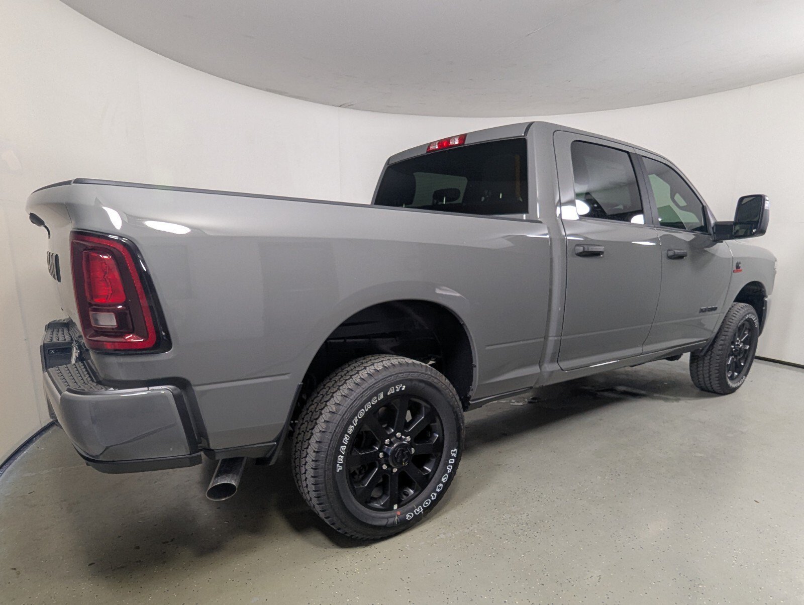New 2026 RAM 2500 Big Horn AWD/4WD image 7