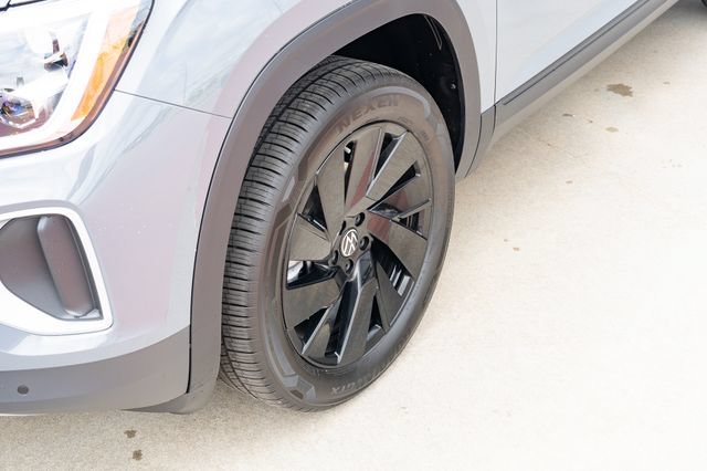 New 2026 Volkswagen Atlas SE FWD image 12
