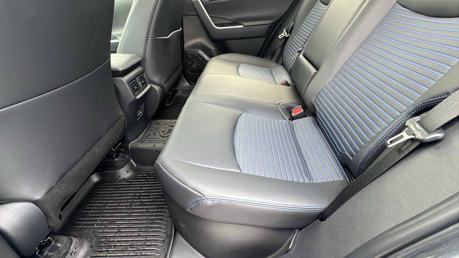 Used 2024 Toyota RAV4 XSE w/ Advanced Technology Package AWD/4WD image 18