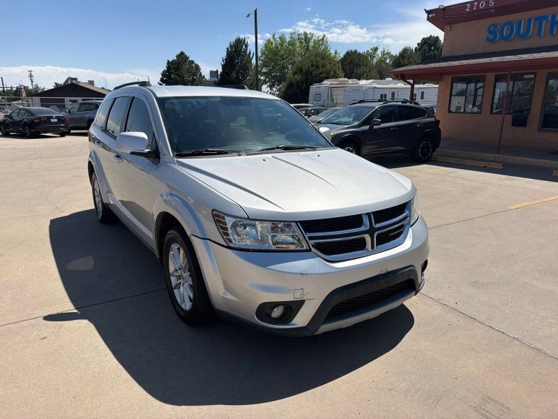 Used 2013 Dodge Journey SXT w/ Flexible Seating Group FWD image 1