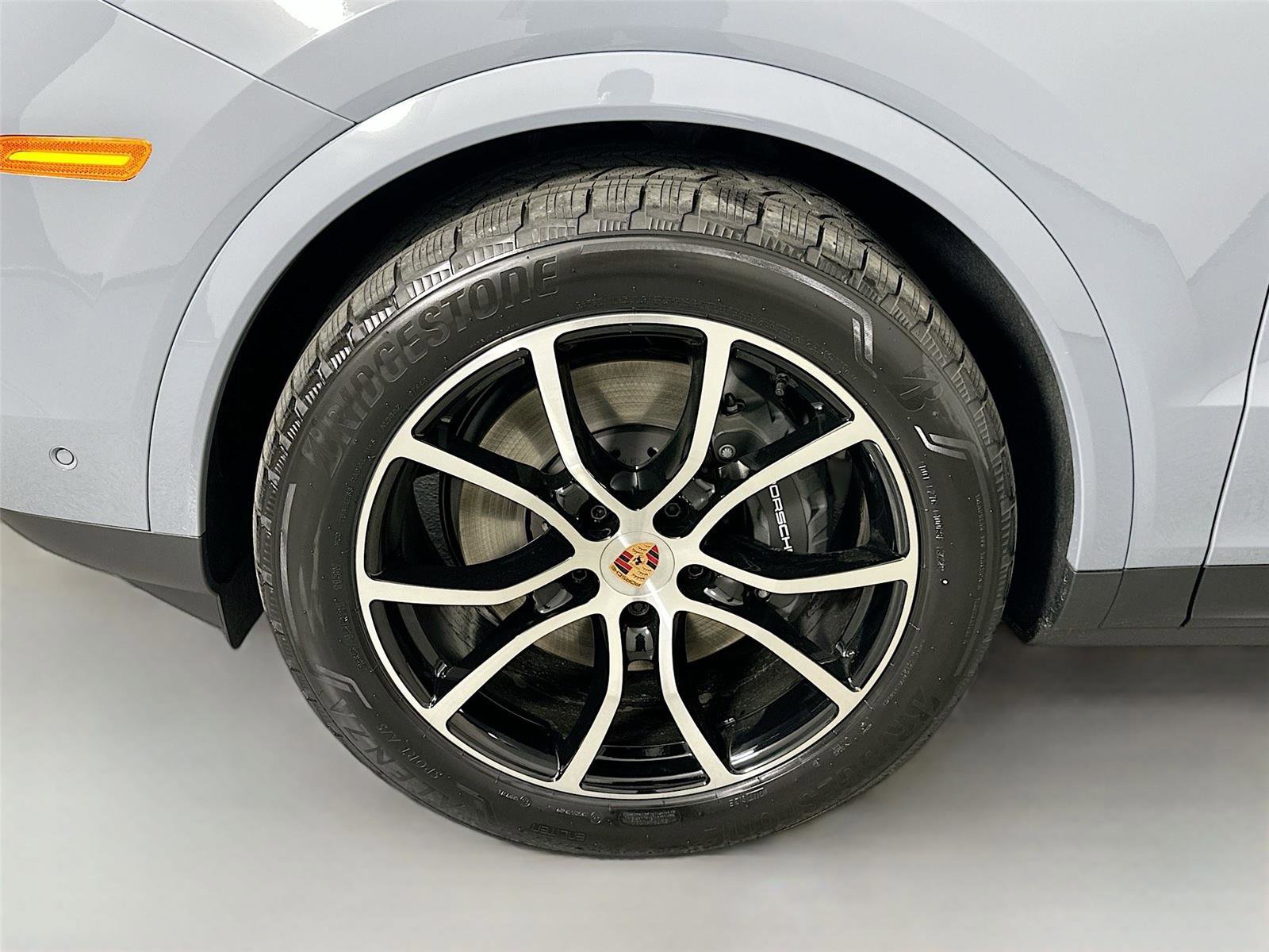 Used 2026 Porsche Cayenne Coupe AWD/4WD image 11